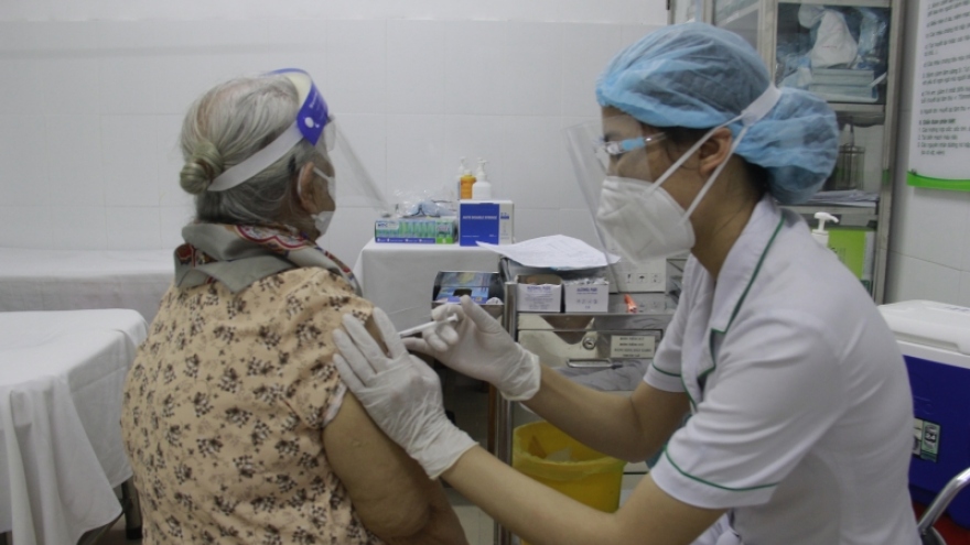 TP.HCM tổ chức tiêm vaccine ngừa Covid-19 xuyên Tết 2022
