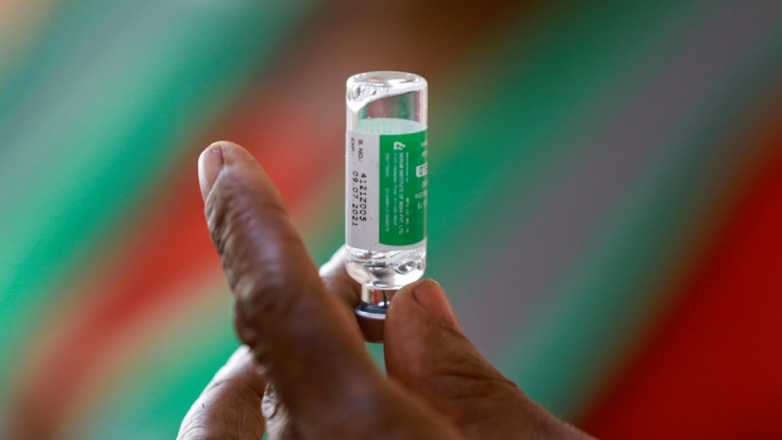 Liên Hợp Quốc cảnh báo tình trạng vaccine COVID-19 sắp hết hạn tặng cho nước nghèo
