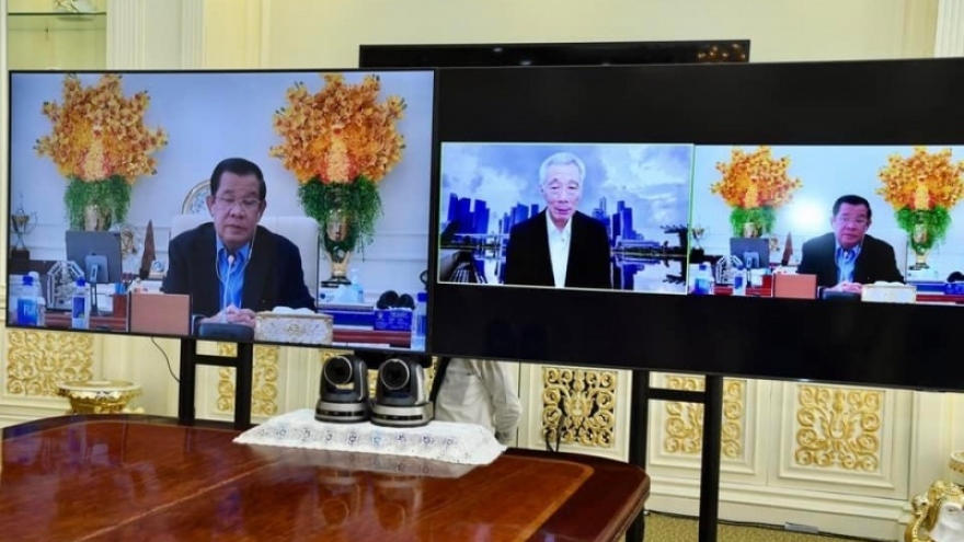 Thủ tướng Campuchia điện đàm với Thủ tướng Singapore về vấn đề Myanmar