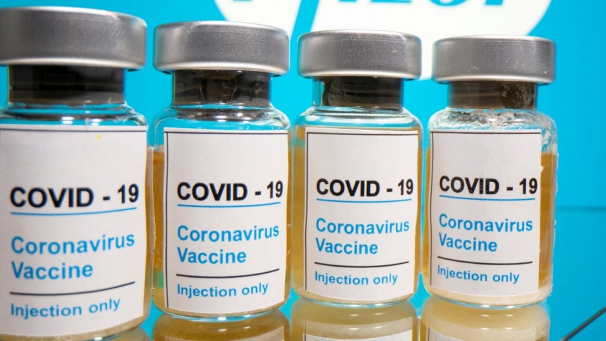12 người bị tiêm vaccine Covid-19 với lượng cao gấp 6 lần ở Hungary