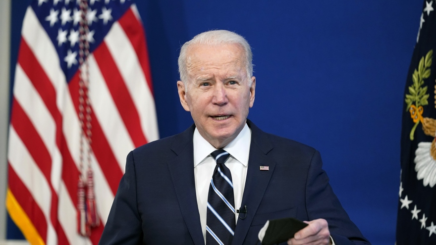 Tổng thống Biden kêu gọi Taliban thả con tin người Mỹ