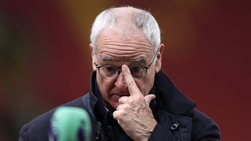 “Gã thợ hàn” Ranieri bị sa thải chỉ sau 112 ngày làm việc