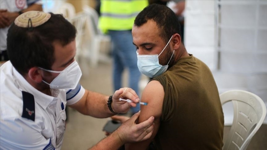 Israel tiêm mũi vaccine ngừa Covid-19 thứ tư cho hơn 500.000 người