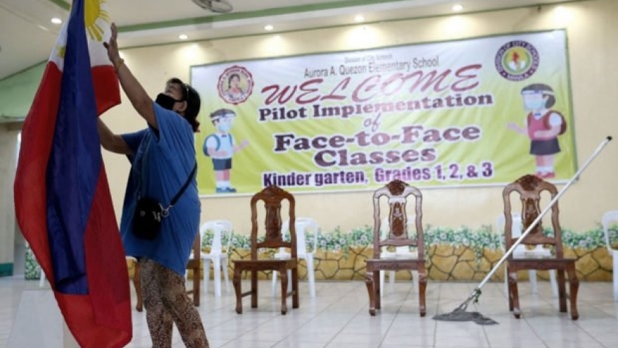 Philippines dừng dạy và học 2 tuần do số ca mắc Covid-19 tăng kỷ lục