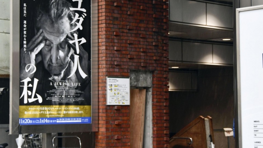 Rạp phim nổi tiếng bậc nhất Tokyo bị “khai tử” vì COVID-19