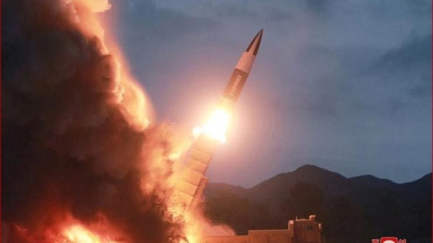 Triều Tiên bất ngờ có động thái mới sau khi phóng một loạt tên lửa