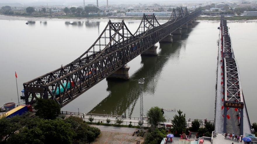 Trung Quốc khôi phục vận tải đường sắt với Triều Tiên sau 2 năm đóng cửa