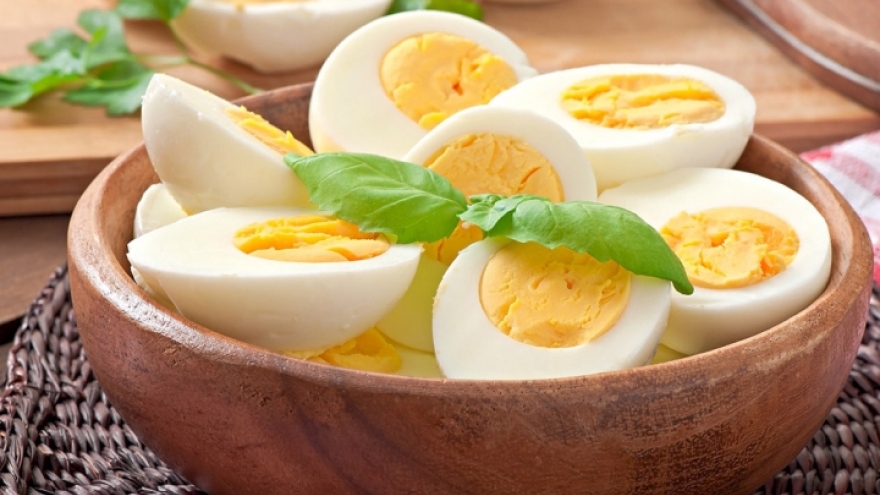 Nên ăn trứng vào bữa sáng hay bữa tối?
