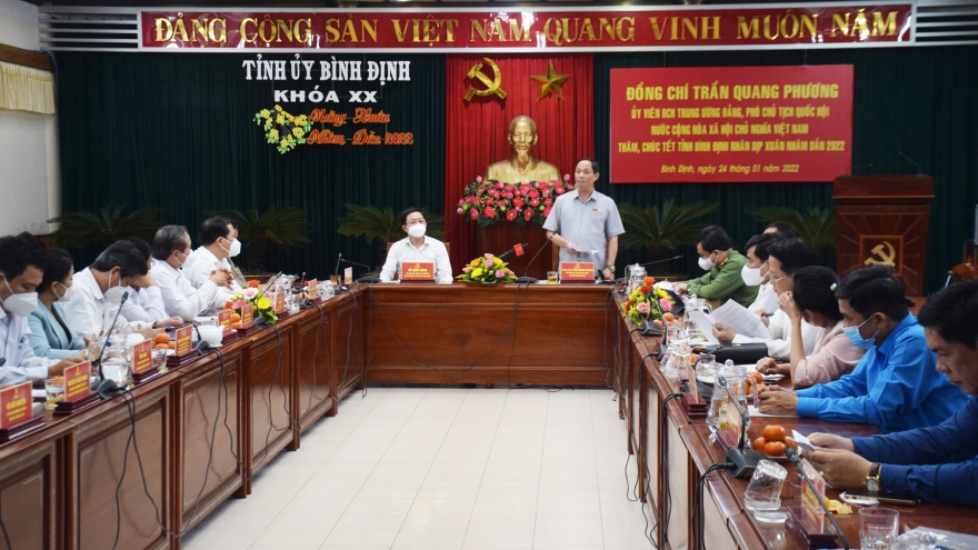 Phó Chủ tịch Quốc hội Trần Quang Phương làm việc với Tỉnh ủy Bình Định
