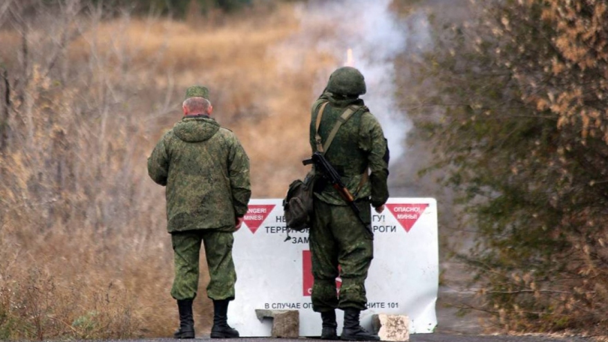 Nguy cơ tiềm ẩn của việc sơ tán cư dân Donbass sang Nga