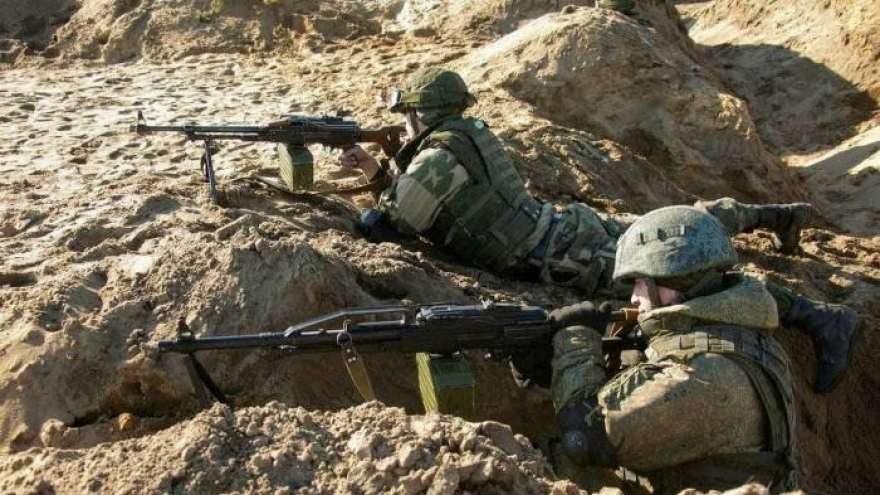 Quân đội Nga sẽ ở Belarus vô thời hạn, phương Tây lo ngay ngáy nguy cơ Ukraine bị tấn công