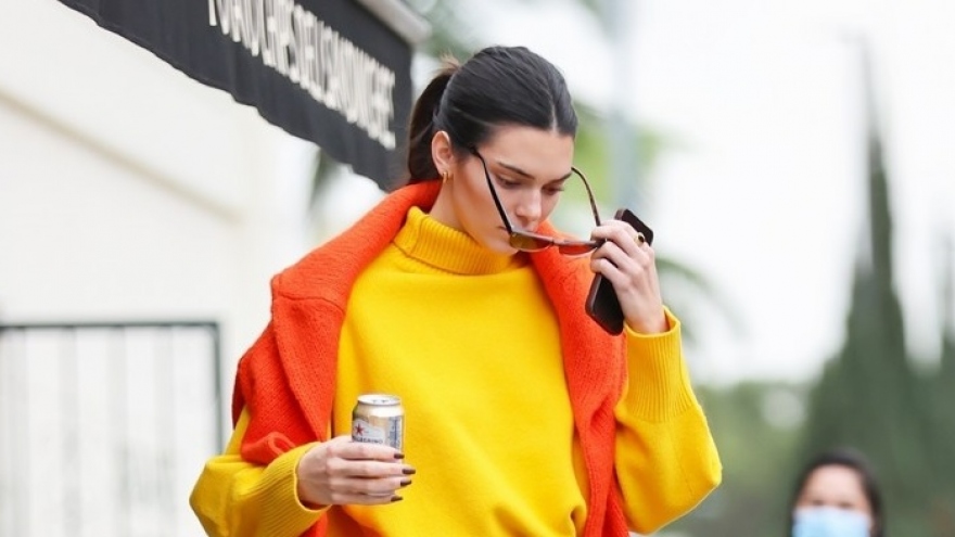 Kendall Jenner xinh đẹp ra phố sau ồn ào bí mật đính hôn