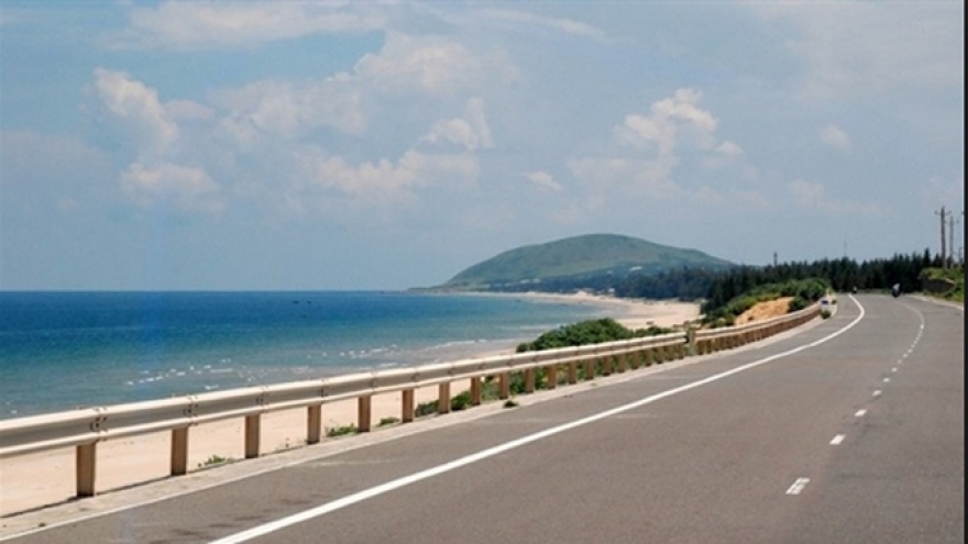 Lập Hội đồng thẩm định Dự án xây dựng tuyến đường bộ ven biển Thái Bình