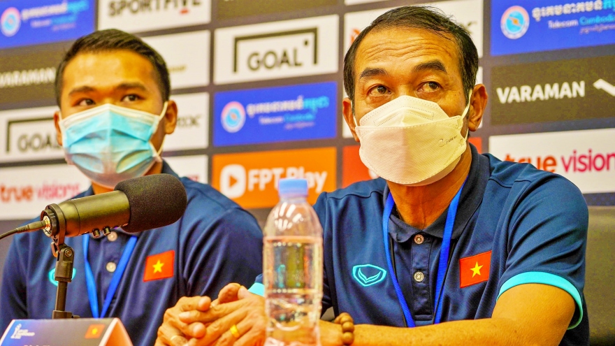 HLV Đinh Thế Nam hạnh phúc khi U23 Việt Nam vô địch U23 Đông Nam Á