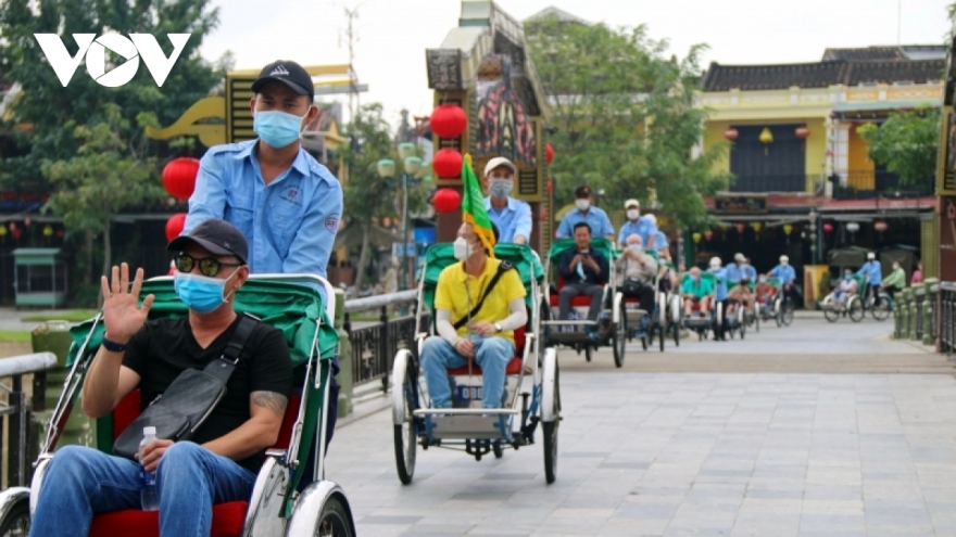Lượng khách quốc tế đến Việt Nam gấp 4 lần tháng trước