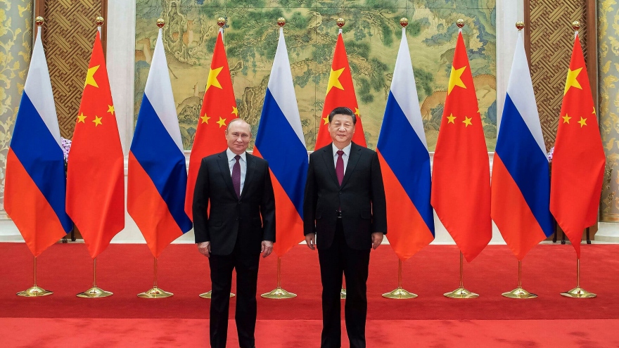 Trung Quốc về phe Nga trong khủng hoảng Ukraine, phương Tây cảnh giác