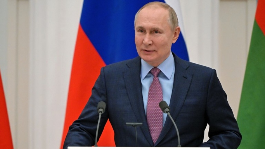 Tổng thống Putin: Nga “miễn dịch” với trừng phạt
