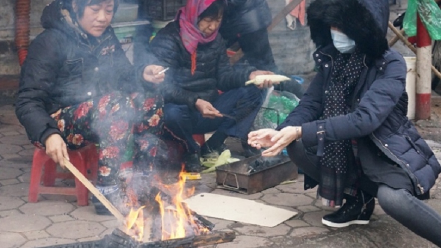 Thời tiết ngày mùng 5 Tết: Miền Bắc tiếp tục rét đậm, Hà Nội đề phòng mưa dông