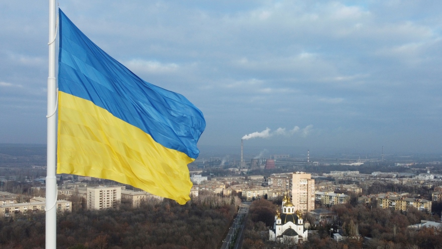 Hội đồng An ninh Ukraine tuyên bố tình trạng khẩn cấp toàn quốc