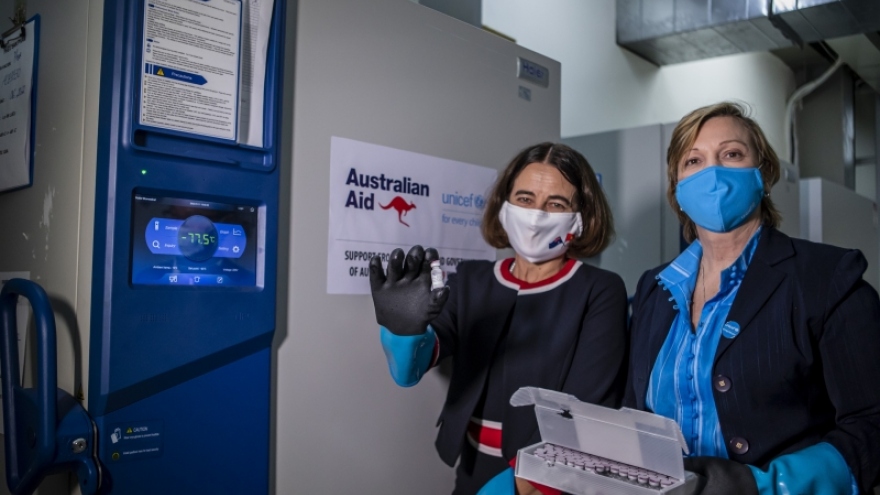 Australia chuyển giao 3,6 triệu liều vaccine Pfizer cho Việt Nam