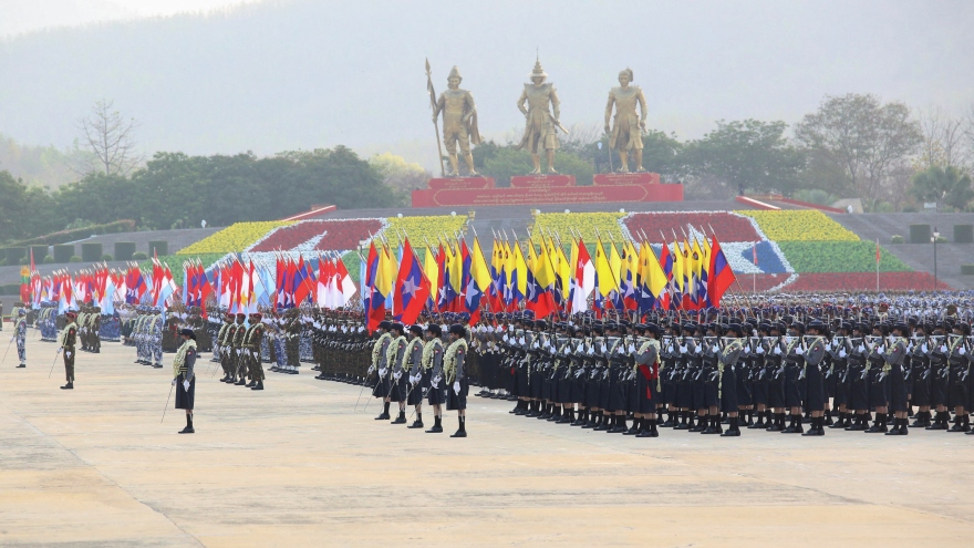 Tổng tư lệnh quân đội Myanmar: Sẽ không đàm phán với “khủng bố”