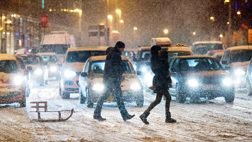 Quan chức Đức kêu gọi người dân mặc nhiều áo và chịu lạnh để trừng phạt Nga