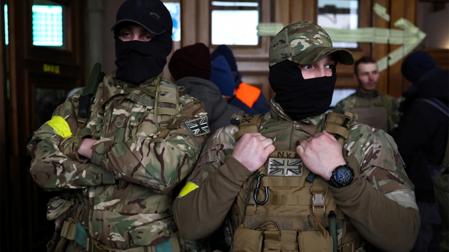 Nga yêu cầu phương Tây dừng viện trợ vũ khí, không đưa lính đánh thuê đến Ukraine