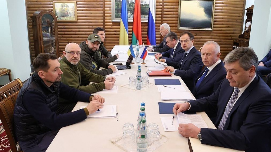 Ukraine mong muốn vòng 4 đàm phán trực tiếp sẽ diễn ra giữa hai ông Zelensky và Putin