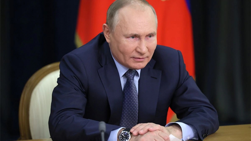 Tổng thống Nga ký luật về trách nhiệm hình sự do phổ biến tin giả
