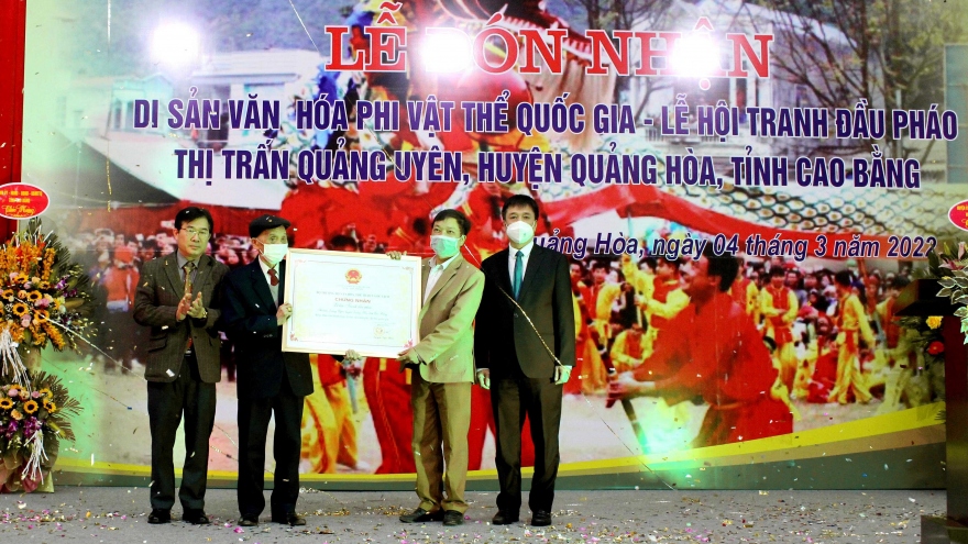 Lễ hội Tranh đầu pháo thị trấn Quảng Uyên là Di sản Văn hóa phi vật thể quốc gia