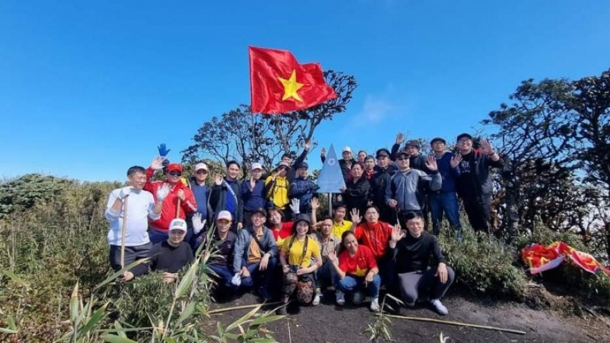 Điểm nhấn tour leo núi trong Tuần Du lịch - Văn hóa Lai Châu