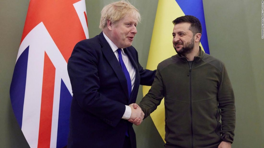 Thấy gì sau các chuyến thăm “con thoi” của lãnh đạo châu Âu tới Ukraine