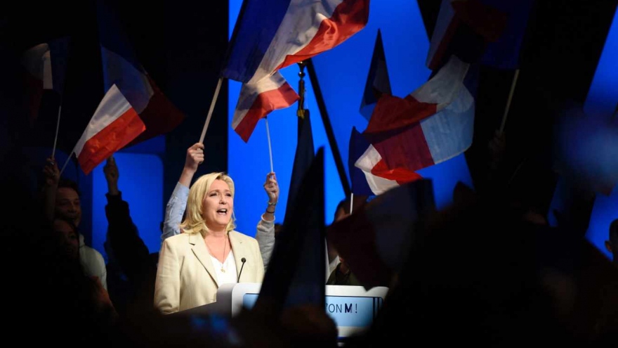 Bầu cử Tổng thống Pháp: Các ứng cử viên tiến hành chiến dịch tranh cử cuối cùng