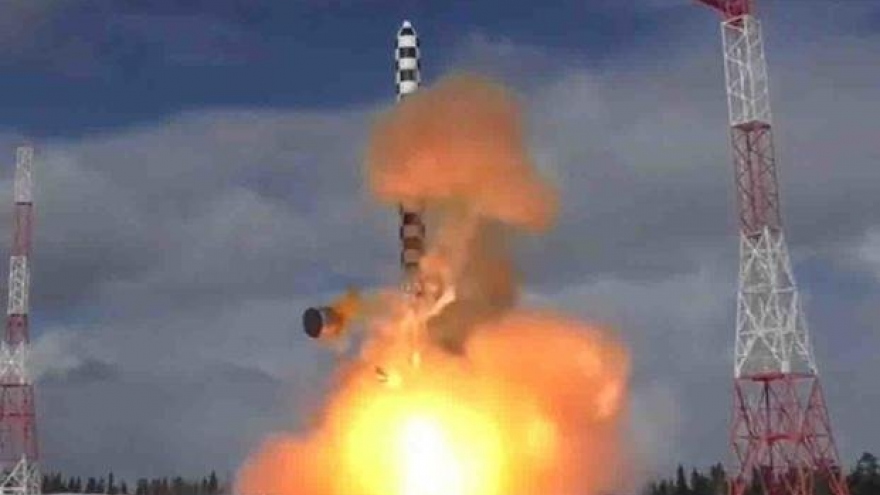 ICBM “Satan” của Nga – Tên lửa hạt nhân mạnh nhất thế giới