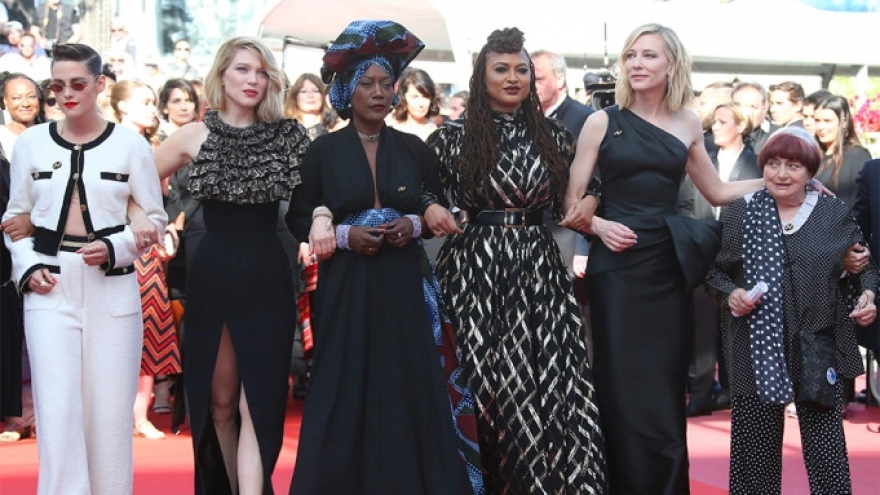 Giới phê bình thất vọng khi nhà làm phim nữ "lép vế" tại LHP Cannes 2022