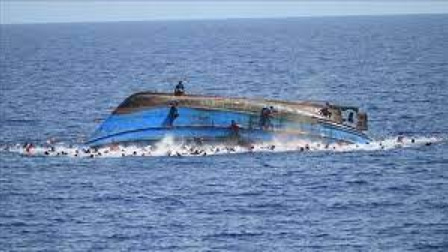 Lebanon đẩy mạnh nỗ lực cứu hộ nạn nhân vụ chìm thuyền ngoài khơi Tripoli