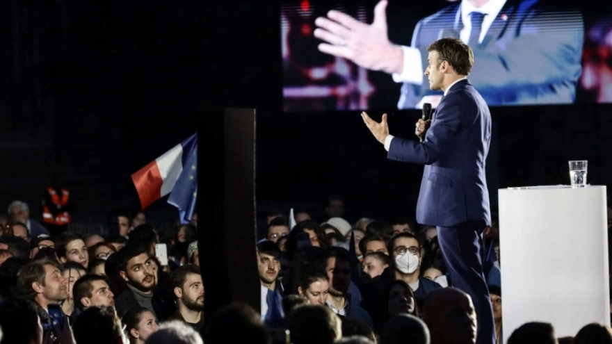 Bầu cử Pháp: Ông Macron và bà Le Pen chạy đua lôi kéo cử tri cánh tả 