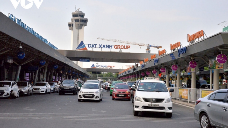 Áp mức giá vé mới với xe ra vào sân bay Nội Bài, Đà Nẵng và Tân Sơn Nhất
