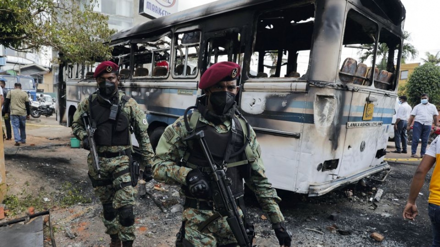 Sri Lanka tuyên bố tình trạng khẩn cấp vì bạo loạn