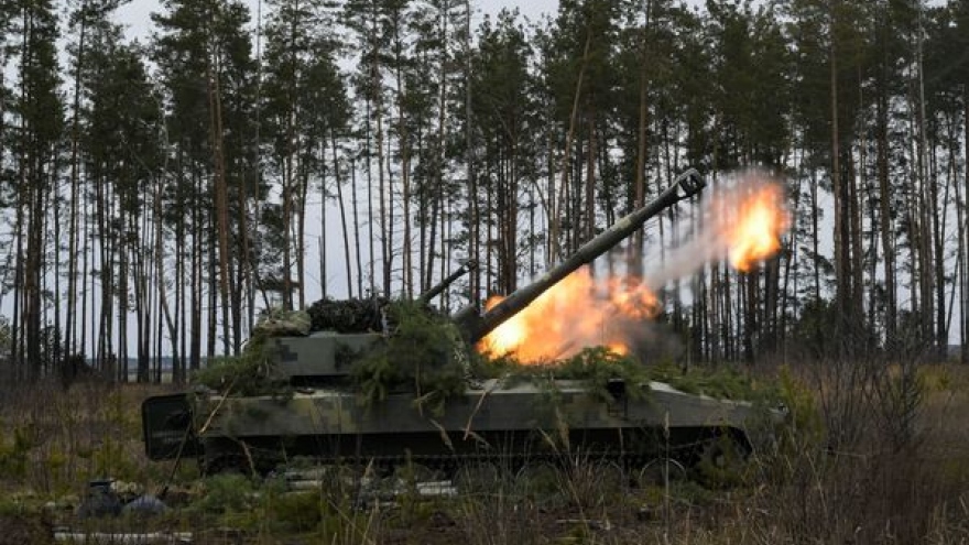 Cung cấp vũ khí hạng nặng cho Ukraine, phương Tây đã sẵn sàng vượt qua “giới hạn đỏ”?