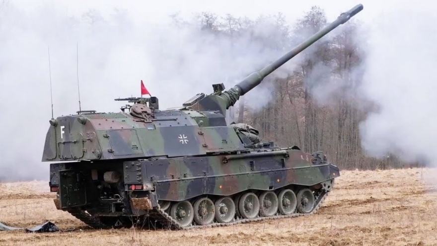 Đức sẽ chuyển giao 7 siêu pháo tự hành cho Ukraine