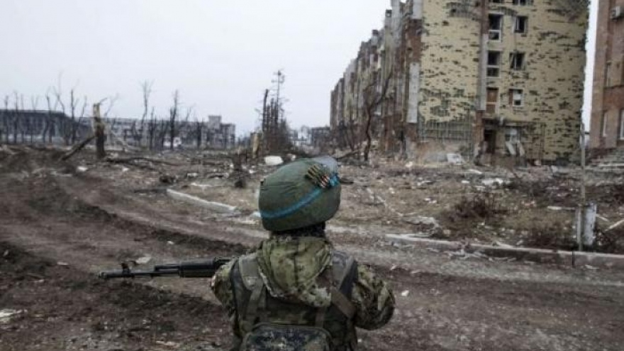 Quốc hội Ukraine bỏ phiếu gia hạn tình trạng thiết quân luật thêm 90 ngày