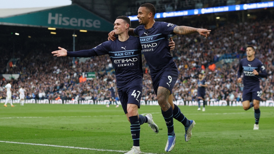 Man City thắng đậm Leeds, đòi lại ngôi đầu Ngoại hạng Anh từ Liverpool