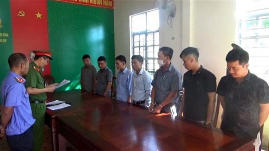 Lâm Đồng: Khởi tố 7 cán bộ bảo kê khai thác lâm sản trái phép