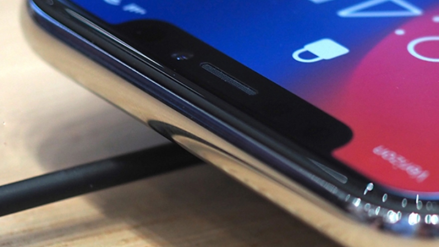 Samsung thừa nhận sai lầm, xóa biểu ngữ quảng cáo iPhone