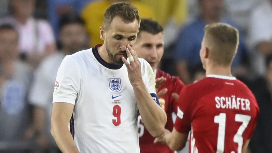 Thua sốc Hungary, Anh đối mặt với nguy cơ xuống hạng ở Nations League