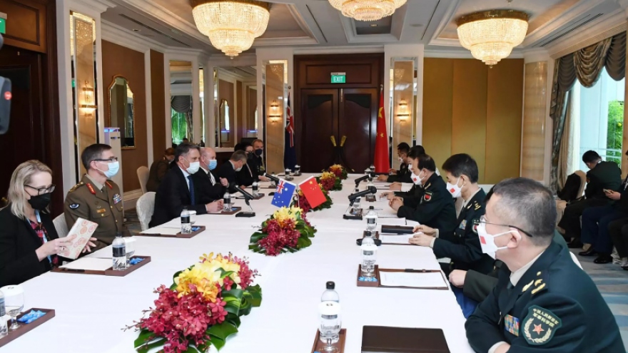 Bộ trưởng Quốc phòng Australia và Trung Quốc gặp nhau lần đầu tiên sau 3 năm