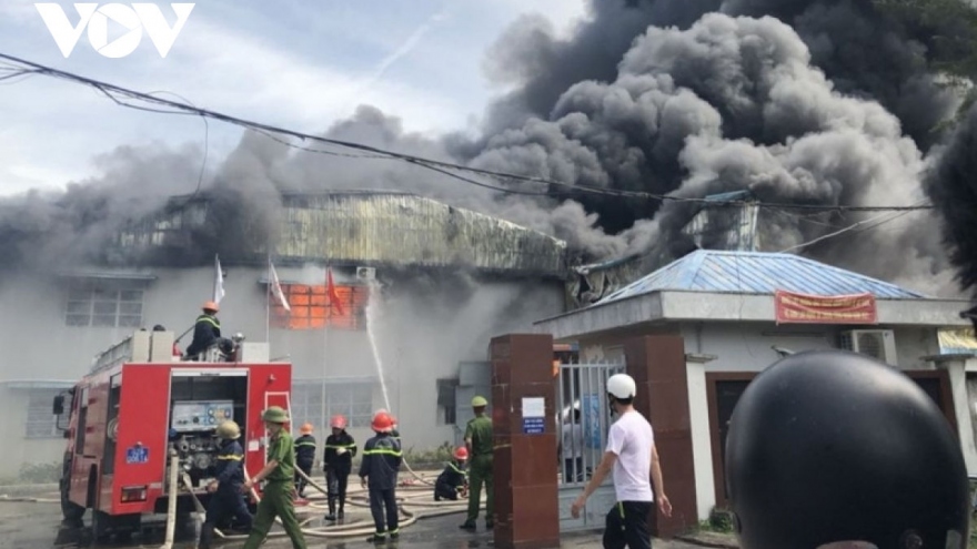 Cháy tại công ty ở Bình Dương, 3 công nhân tử vong