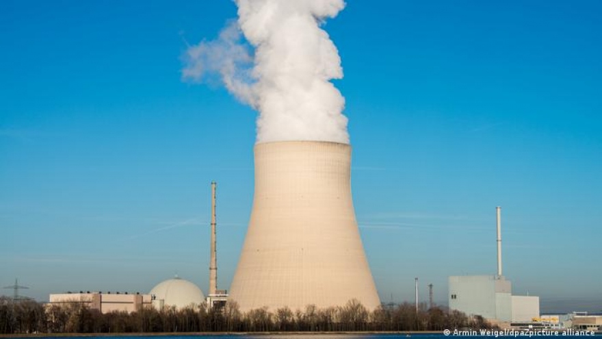 Tranh cãi kế hoạch của Đức trở lại với điện hạt nhân