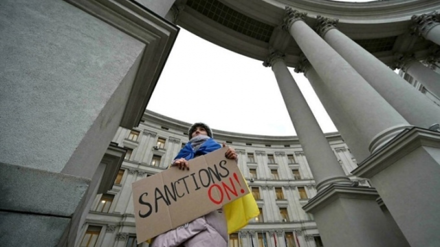 Phương Tây vỡ mộng sau hơn 100 ngày trừng phạt nhằm cắt đứt huyết mạch kinh tế Nga